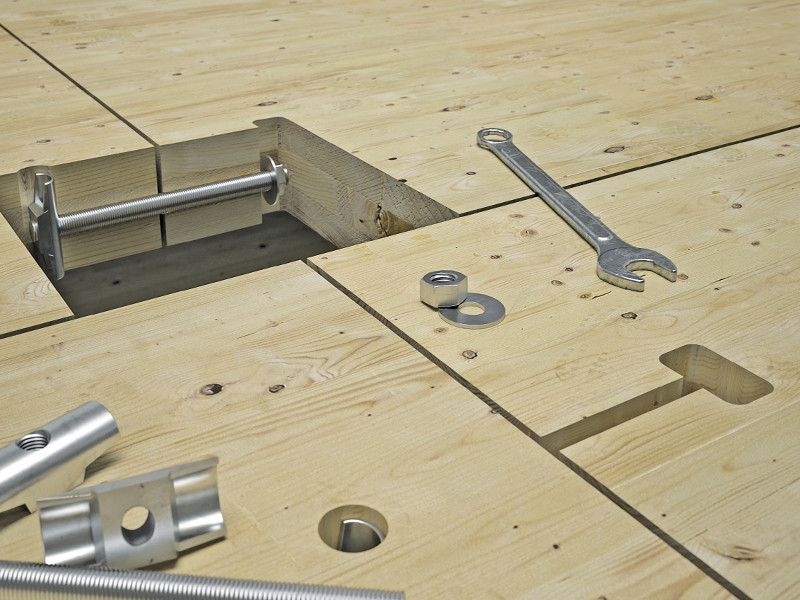 application-removable-concealed-connector-dado-simplex