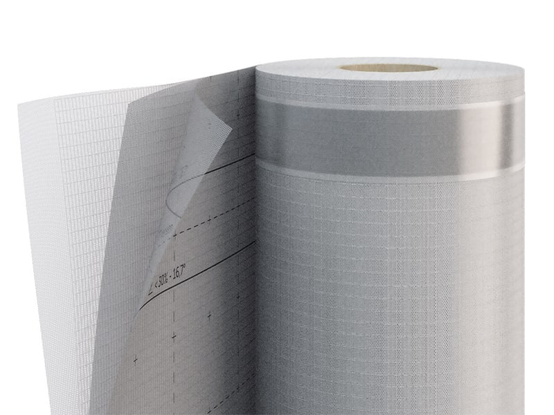 membrane with variable vapour diffusion and reinforcement grid