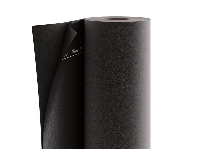 highly breathable monolithic membrane resistant to uv rays