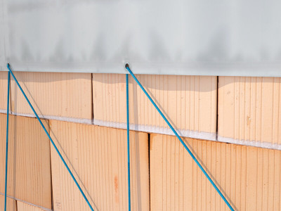 application-tarpaulin-for-roofs-cap-top