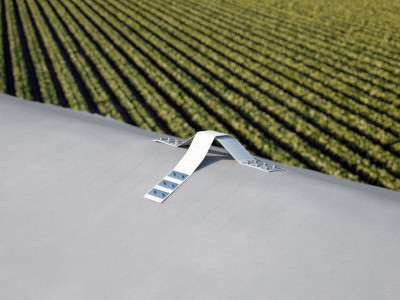 application-tarpaulin-for-roofs-cap-top