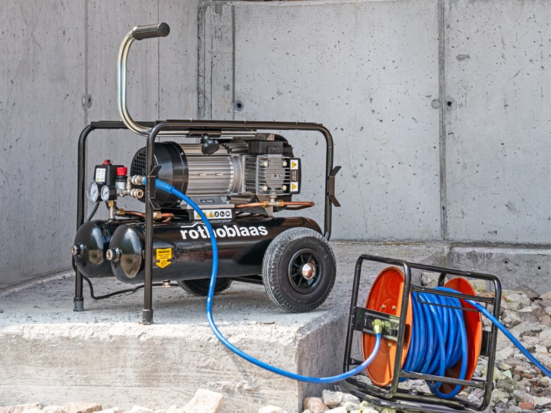 application-oil-free-compressor-double-20-l-compressor-20