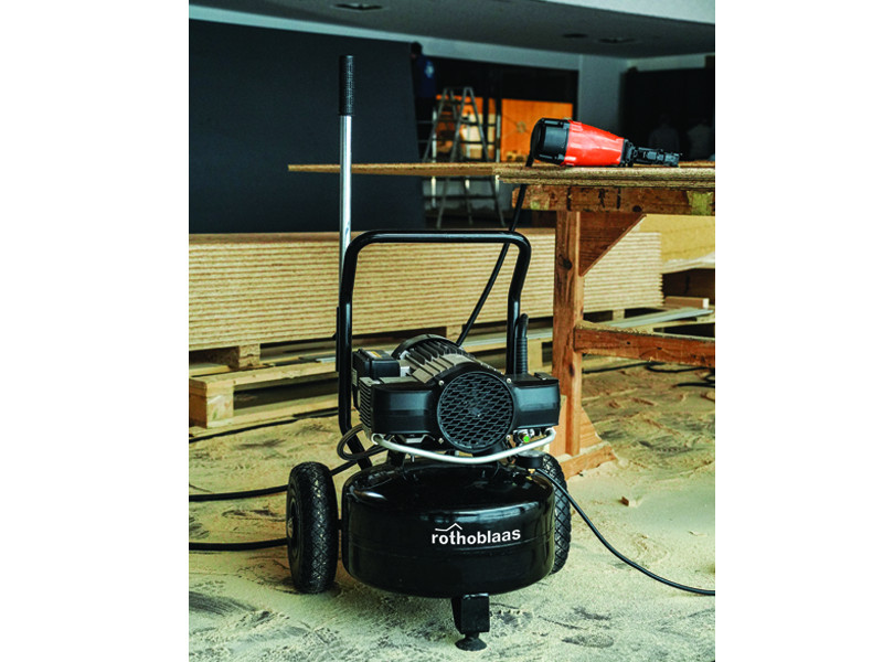application-oil-free-compressor-with-24-l-rustproof-tank-compressor-24